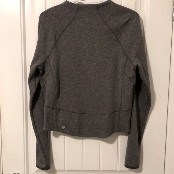 Cropped Lululemon Top - Picture 2 of 3